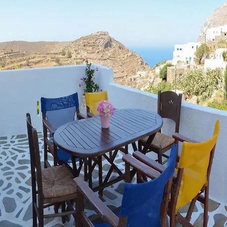 ゲストハウス Evi's 3*