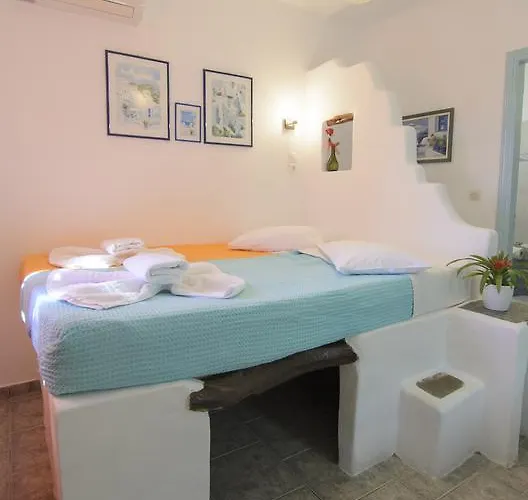 Evi's Guest house Tholaria